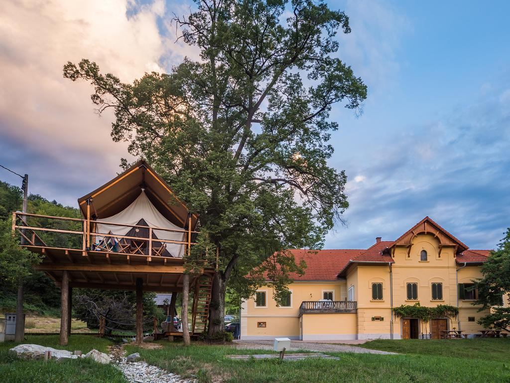 Luxury Vineyard Resort Chateau Ramsak Maribor Exterior foto